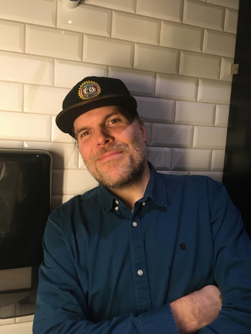 DJ Grass porträtt