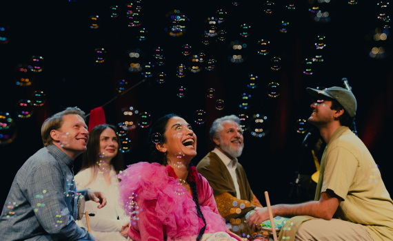 Bubbelhoppa med Golbang