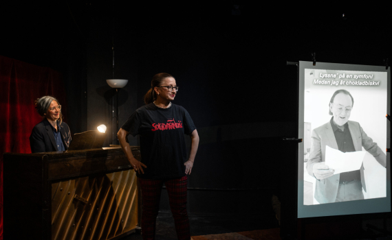 Gertrud Larsson med en presentation