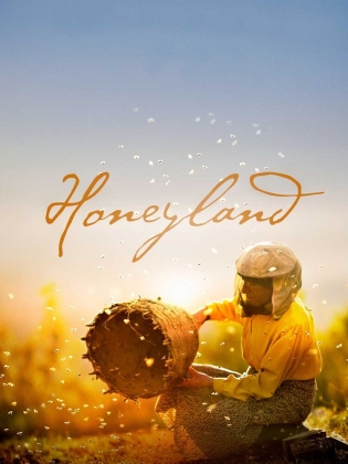 En biodlare samlar in honung. Filmens titel står i kursiv i mitten av affischen.