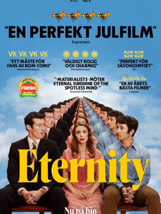 En kvinna sitter mellan två män och ser konfunderad ut.